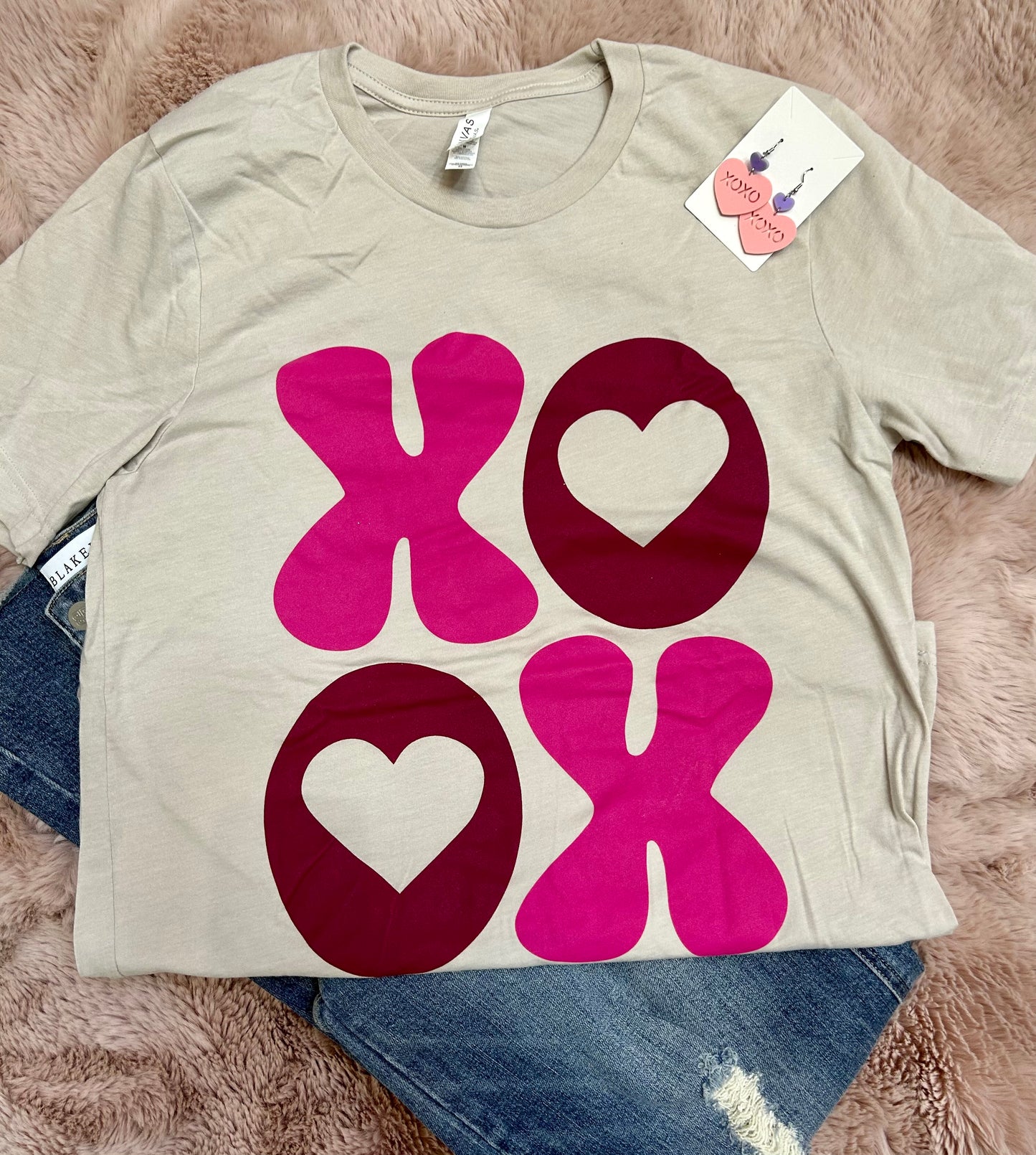 XOXO Groovy T-shirt